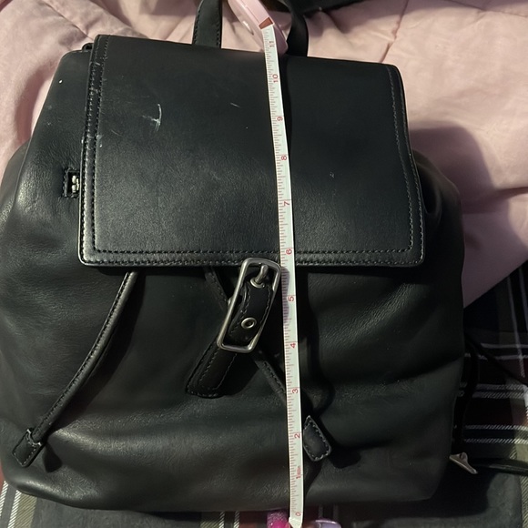 Authentic soft leather Coach back pack used a twice but still in good condition - Picture 6 of 11